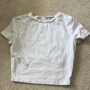 this is a white easy to style top!